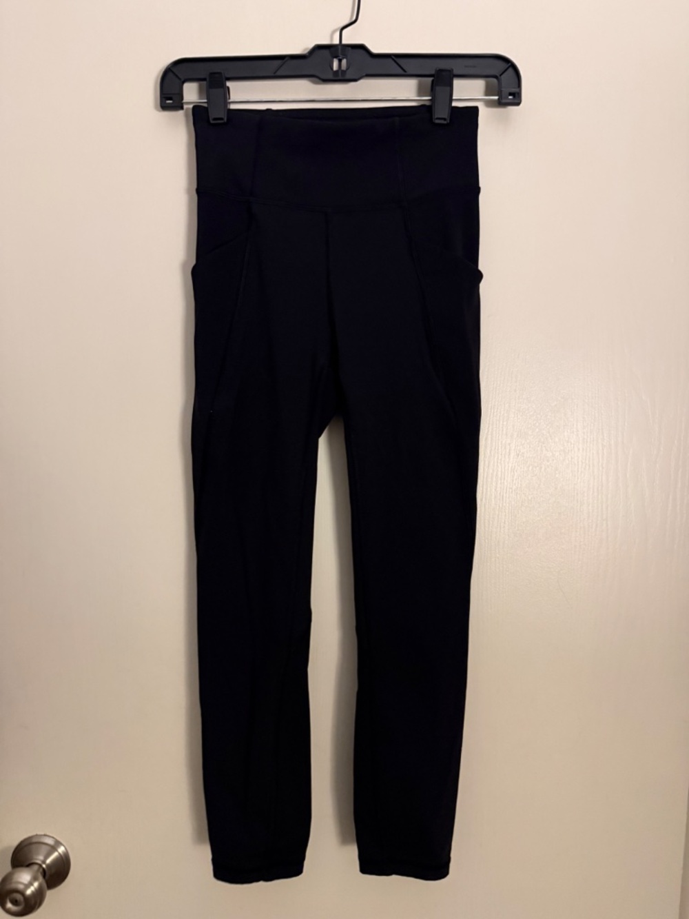 Lululemon Time to sweat leggings - Picture 3 of 3
